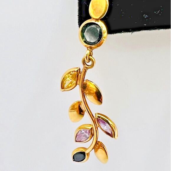 ❌SOLD❌ 18k Yellow Gold Sapphire & CZ Leaf Post Back Earrings 3.4g - Picture 1 of 5